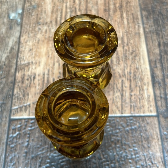 Vintage Anchor Hocking Georgian Amber Salt & Pepper Shakers - Picture 3 of 6
